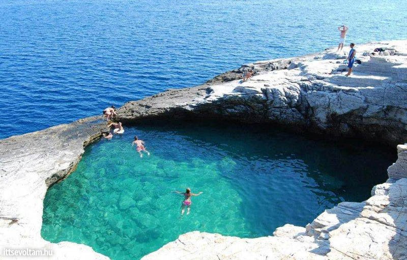 Gyönyörű lagúna Görögországban