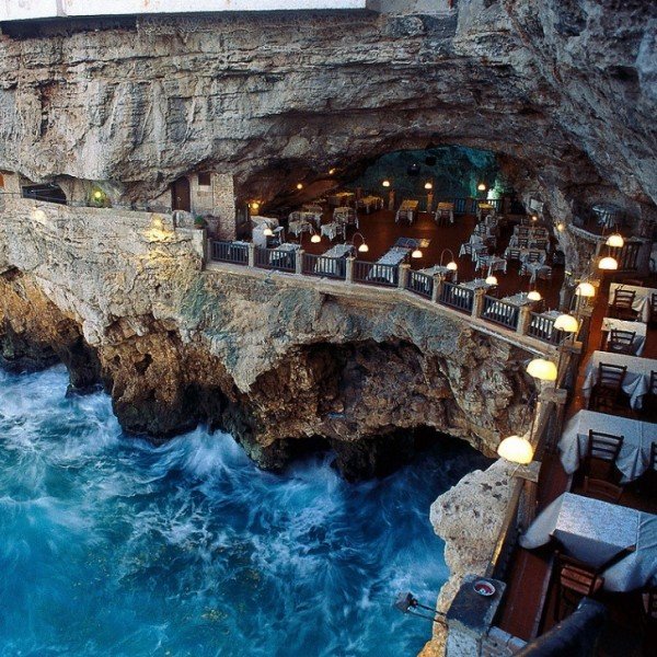 Ristorante-Grotta-Palazzese