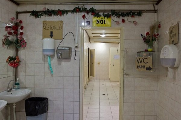 20120802-nyilvanos-wc-budapest-fcsm-teszt-mellekhelyiseg20